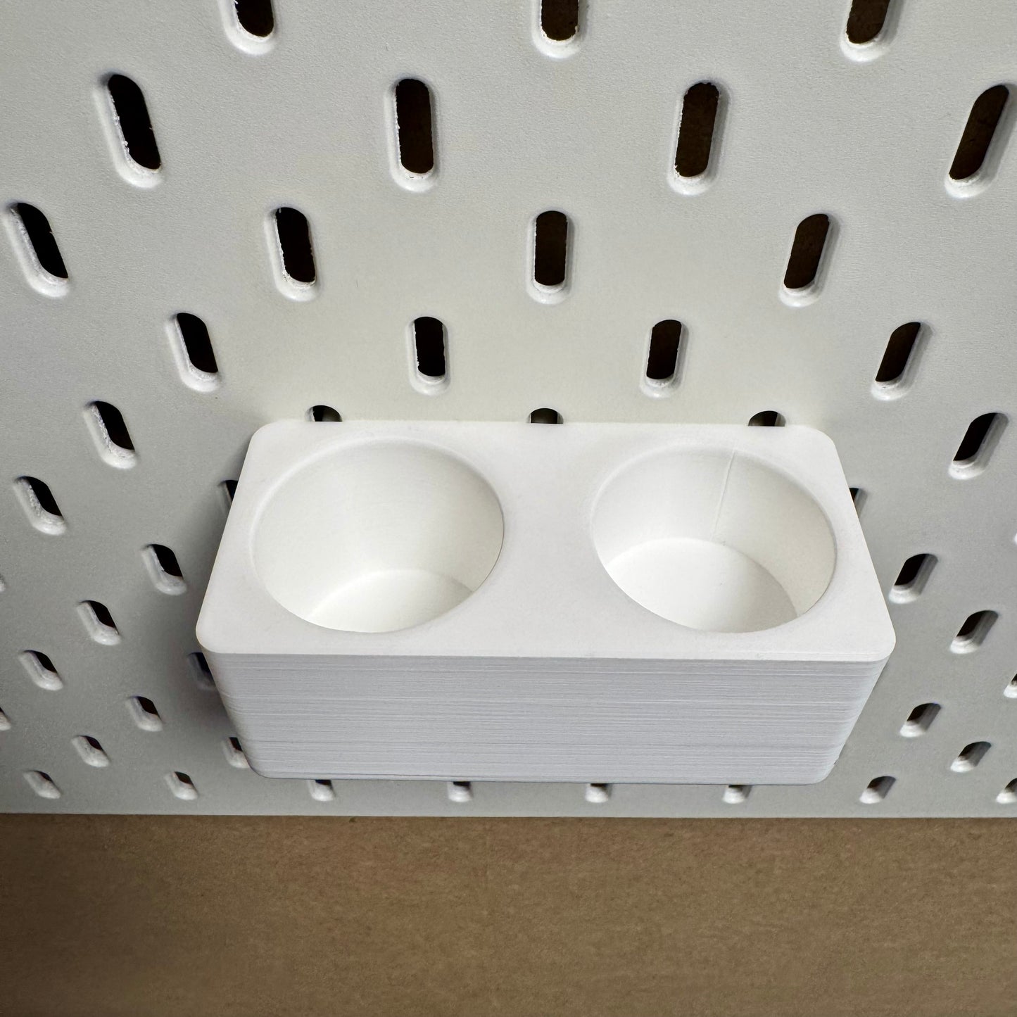 IKEA Skadis Halterung Würth Schraubensicherung und Kraftprotz Sekundenkleber